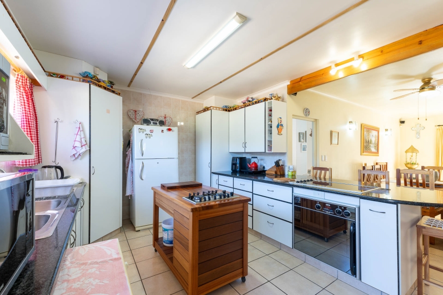 4 Bedroom Property for Sale in Hersham Western Cape